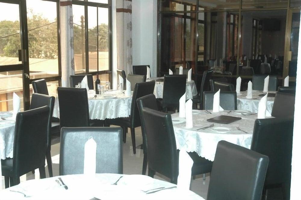 Premier Palace Hotel Arusha Exterior photo